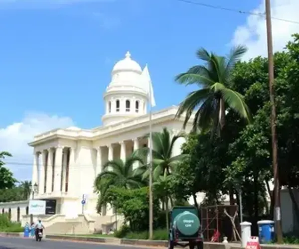 Governo de Alagoas: Saúde e saneamento marcam disputa JHC x Renan