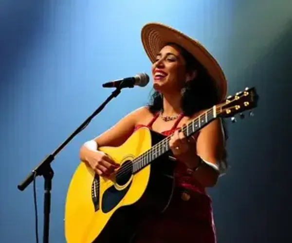 No Som das Alagoas, confira a voz e a carreira da cantora de forró Ana Lôbo