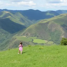 Massagueira com crianças: guia prático para planejar sua viagem