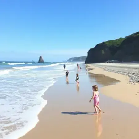 Praia do Marceneiro com crianças: estrutura, maré, acesso e dicas de visita