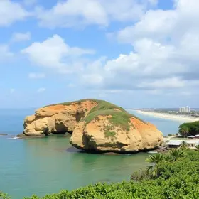 Praia de Cruz das Almas em Maceió: estrutura, maré, acesso e dicas de visita